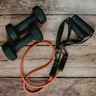 Resistance training equipment