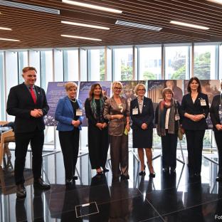 Alzheimer Poland exhibition opening at Polish Parliament